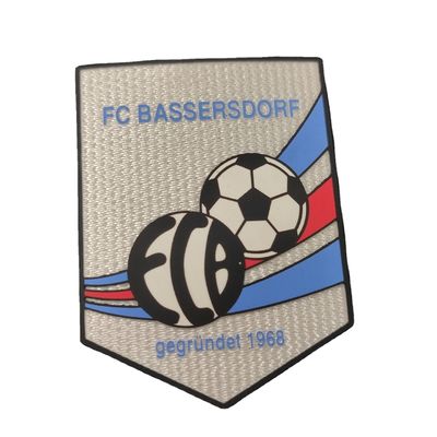 Custom Square Shape 3D Silicone Patch with Ultrasonic Cut and Plating Technics for Garment Use