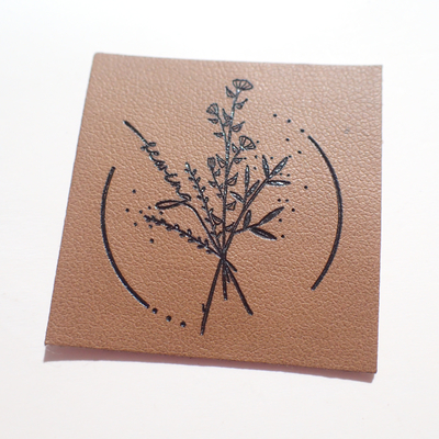 Prägeartiger Aufkleber Browns Jean Leather Patch Black Logo für Kleidung