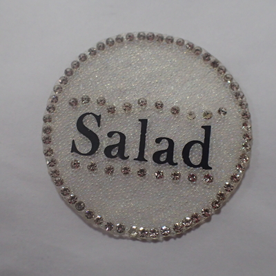 Kundenspezifischer Diamond Iron On Clothing Embroidery bessert großes Logo der Mode-3D aus