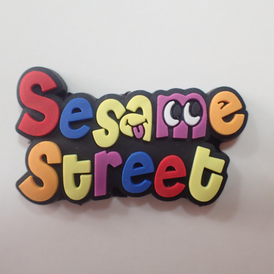 PVC prägte Logo Soft, 3D-, dassilikon kundenspezifisches für Pantoffel ausbessert